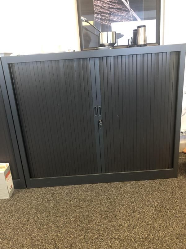 Armoire Basse 120 - Métal - Gris Foncé