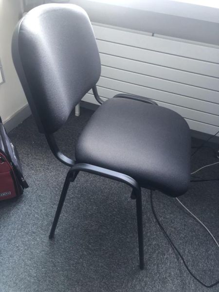 Chaise visiteur - Tissu Et Métal - Noir