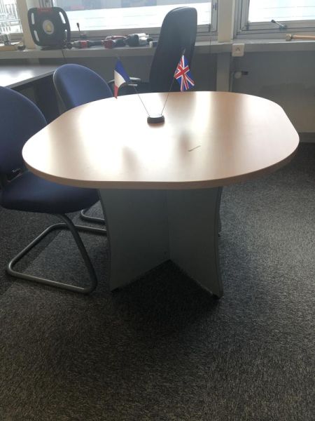 Table de réunion  - Bois Et Métallique - Plateau Bois Clair Et Pied Gris