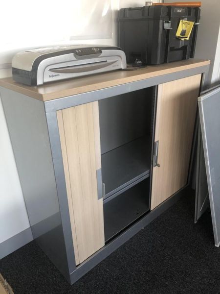 Armoire Basse 120 - Métal - Blois Clair Et Métal Gris