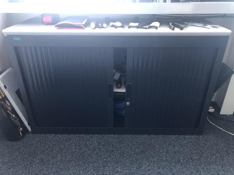 Armoire Basse 120 - Métal - Noir