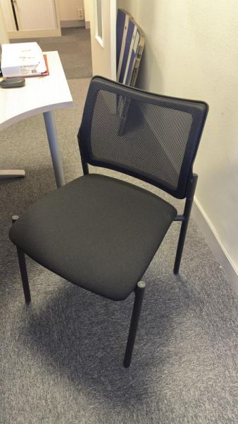 Chaise visiteur - Tissu et métal  - Noir