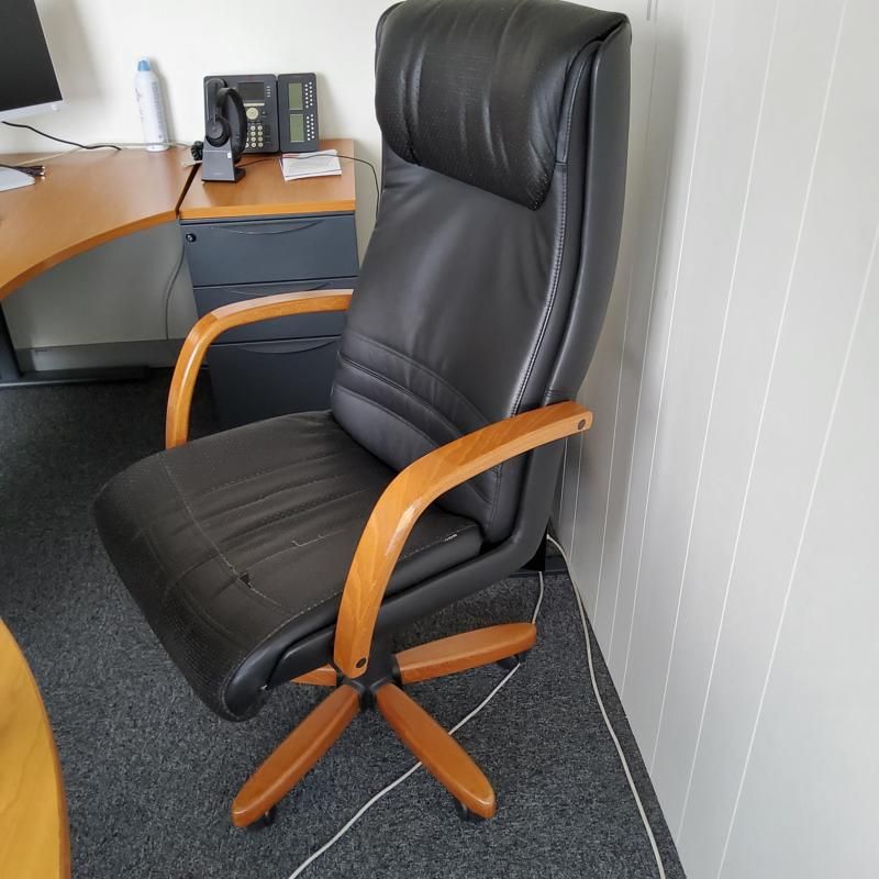 Fauteuil De Bureau - Cuir Et Bois - Noir et bois clair