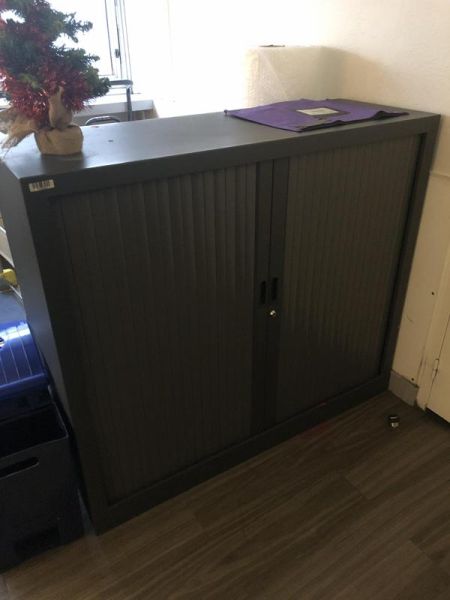Armoire Basse 120 - Métal - Gris Foncé