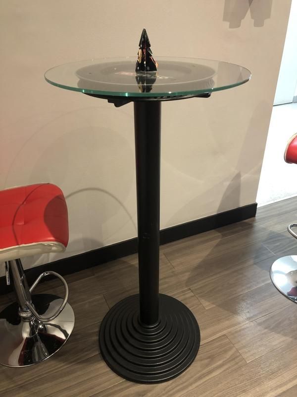 Mange debout - Métal Et Verre - Noir