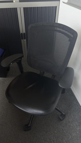 Fauteuil de bureau - Tissu et cuir - Noir