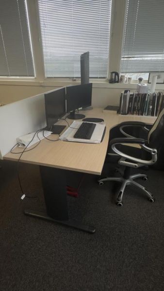 Bureau 180 D’angle D - Bois Et Métal - Plateau Bois Clair Et Pied Gris