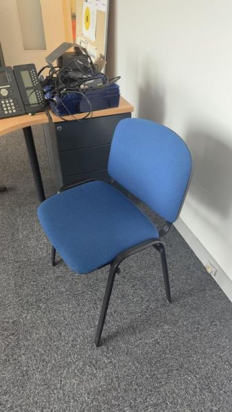 Chaise visiteur - Tissu - Bleu