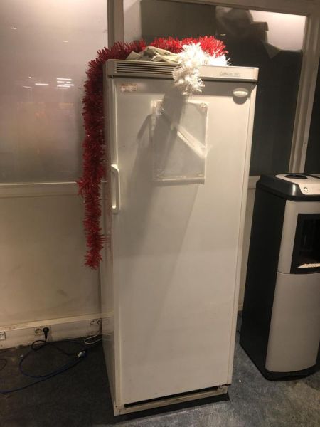 Frigo - Métal - Blanc